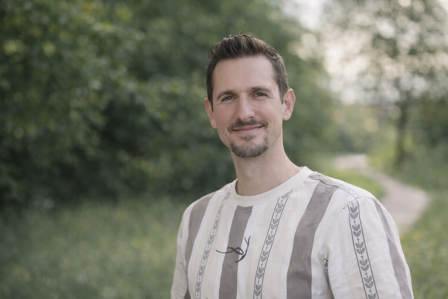 Marco Pavone Portrait in der Natur